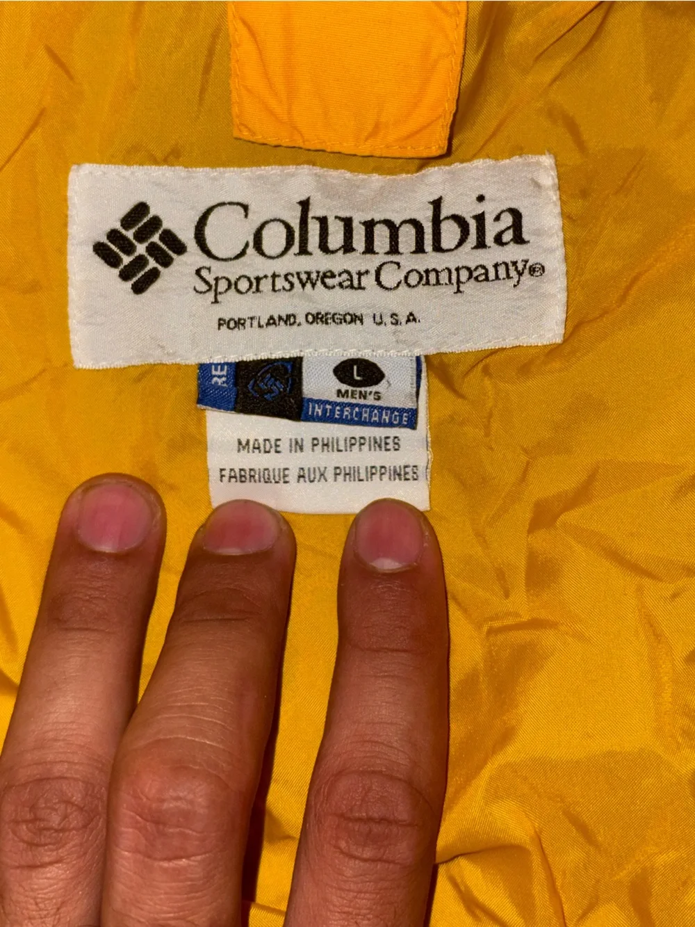 Vintage Men's Yellow Columbia Shell Jacket (Size Large)